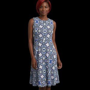 Talbots Petite Size 2 Fit and Flare dress. Round neck, Sleeveless. Blue/purple